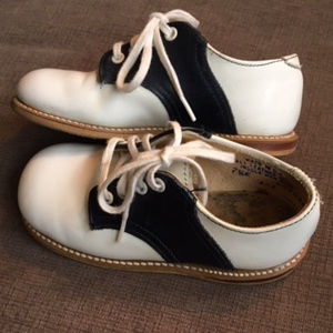 Toddler Boys White and Navy Saddle Shoes